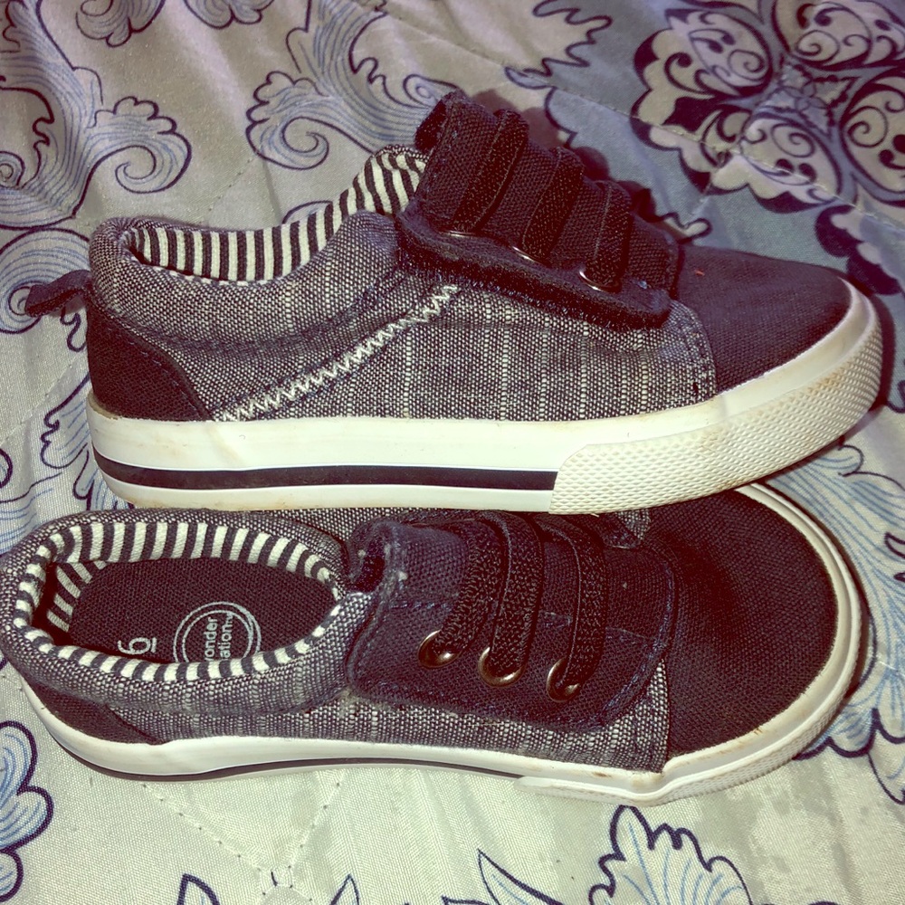 Baby/Toddler Like New Sneakers